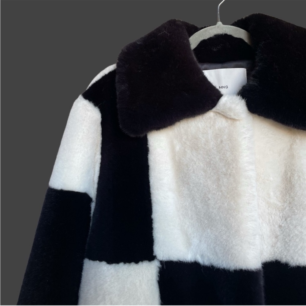 MANGO BLOGGER Black & White Checked Plush Faux Fur Coat Checkered Jacket Coat - Picture 5 of 17